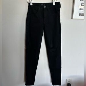 American Eagle Outfitters Hi Rise Destroyed Jeggings